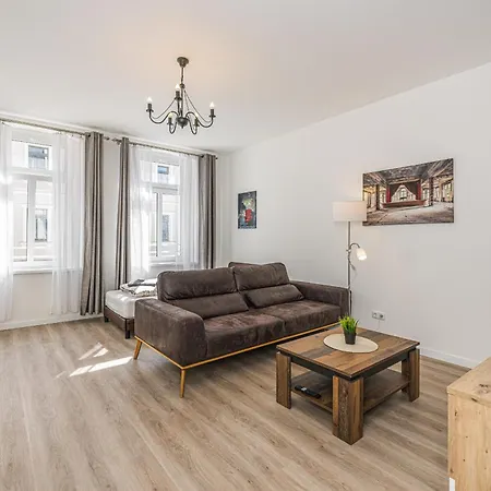 Apartment 202 3-schlafzimmer-apartment Hbf Halle *