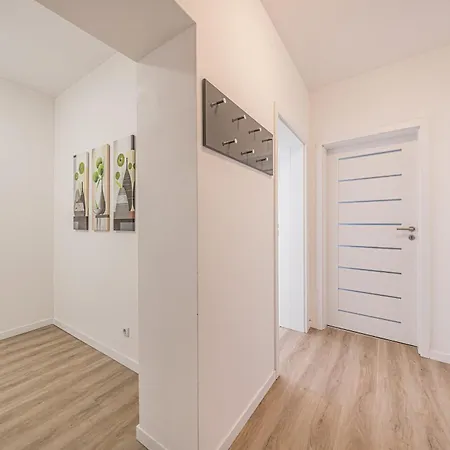 Apartment 202 3-schlafzimmer-apartment Hbf Halle